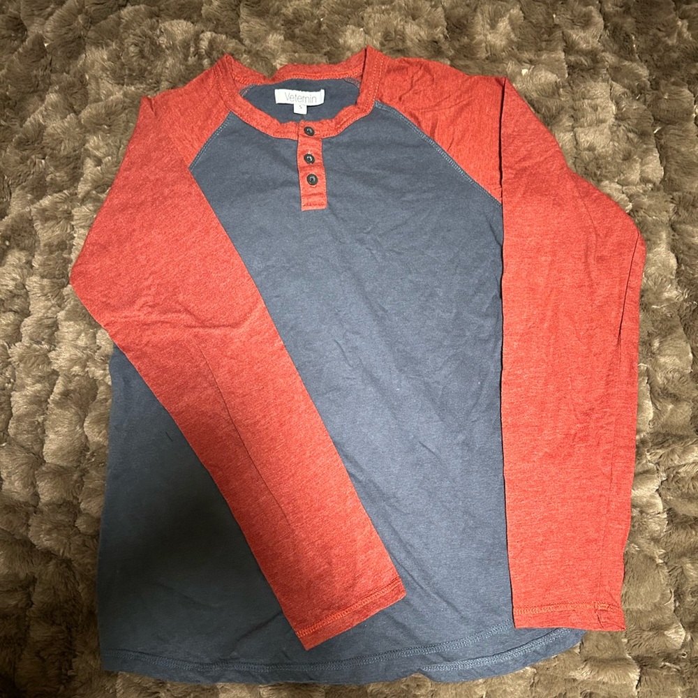 Men’s dress shirt long sleeved vetemin Small